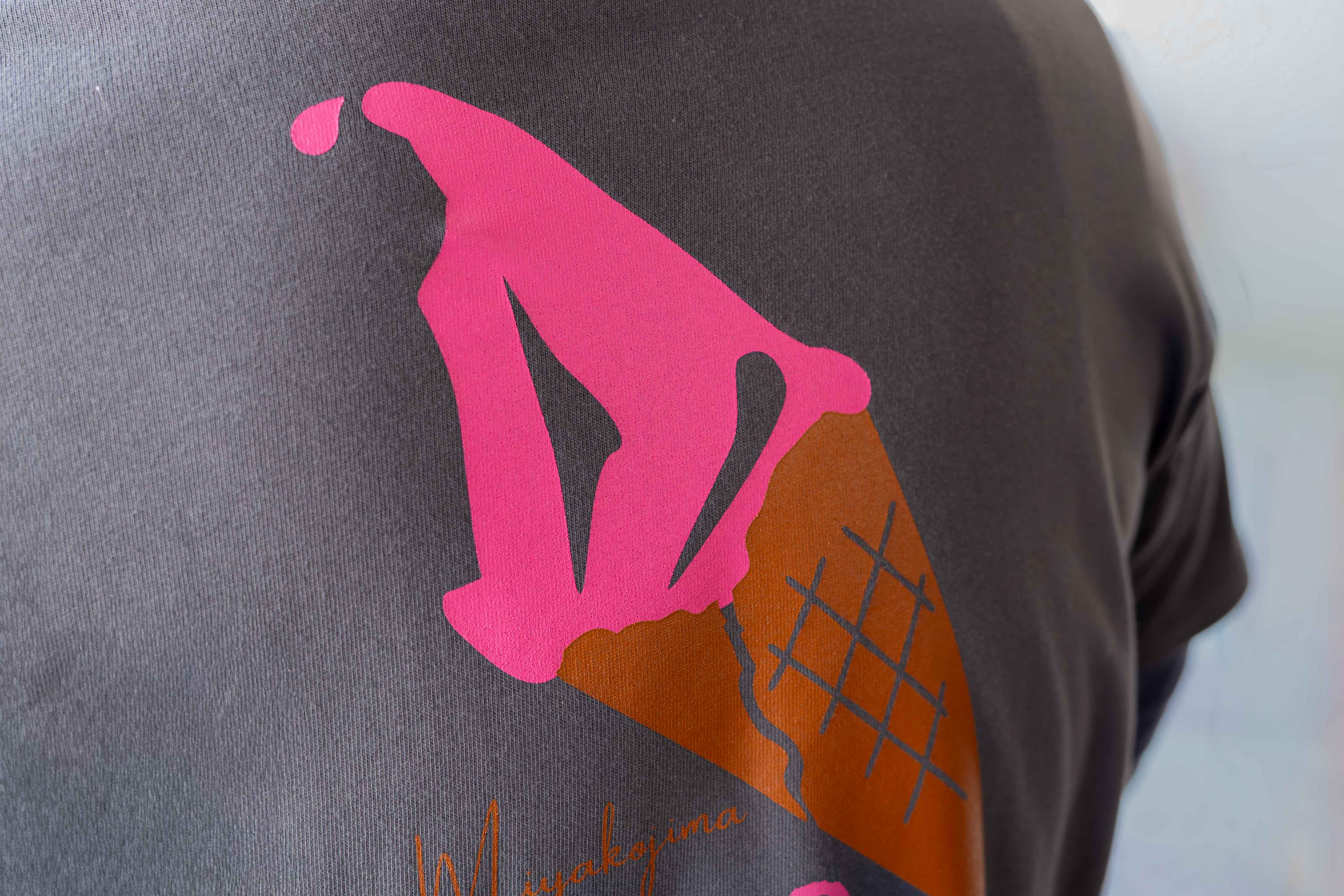 リッコジェラートオリジナルTシャツお子様　紺100，120.　白100，120