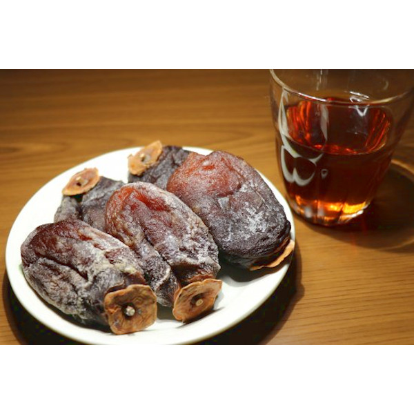 干し柿 蜂屋柿 6個入り 2パックの通販 お取り寄せ やまざきファームのお取り寄せ 長野県須坂の高級フルーツを通販でお届けします