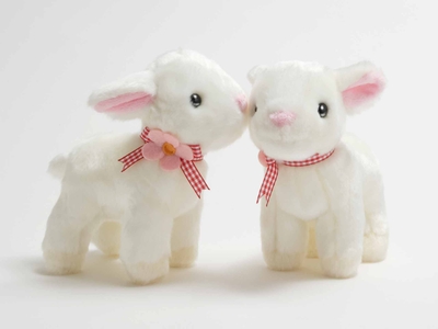 ヤギのぬいぐるみ