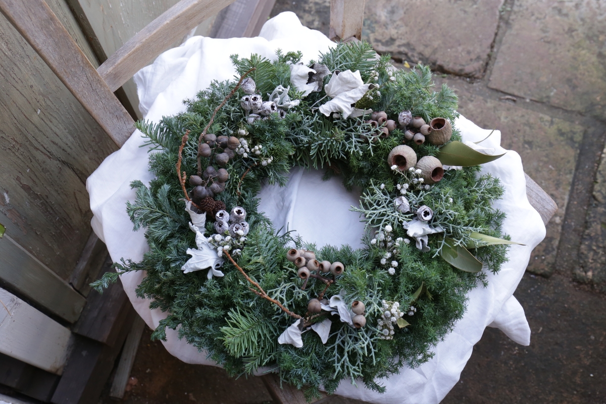 Joyeux noël Wreath L<Silver&White> | tsumugi．