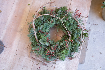 Simple Wreath L <RED>