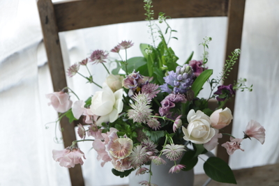 ホーローピッチャーとお花のセット