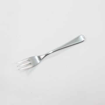 抗菌ピアス　ヒメフォーク