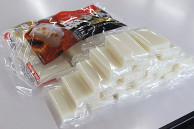 長野県産もち米100％使用 杵つき 生切りもち 化粧箱 2kg(1kg×2袋) ×1箱【12月9日発送】