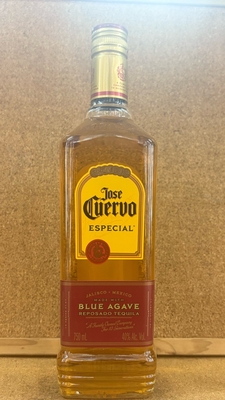 クエルボ　エスペシャル　ゴールド　38度　700ml