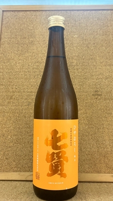 七賢　純米　ひやおろし　15度　720ml・1,8L
