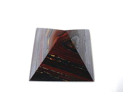 縞状鉄鉱の置物