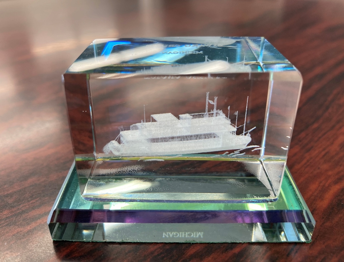 ミシガン3Dクリスタル | 琵琶湖汽船ONLINE