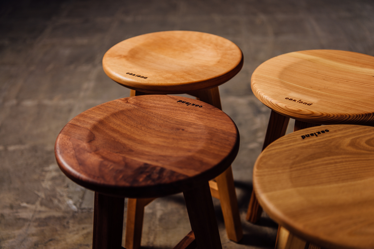 スツール （国産ナラ材）