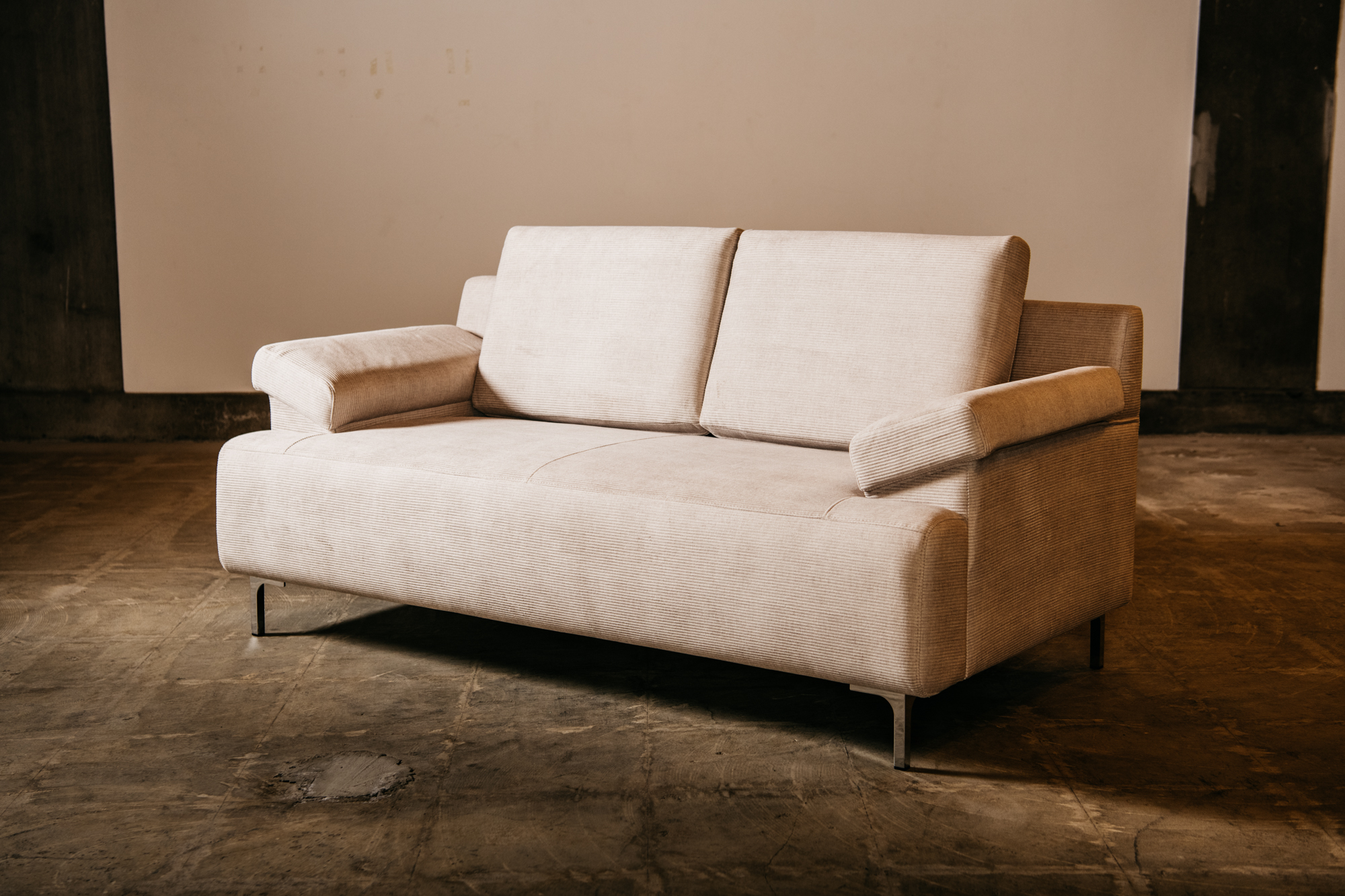 トライアルDX 2人掛けソファー | 栗山家具オンラインストア