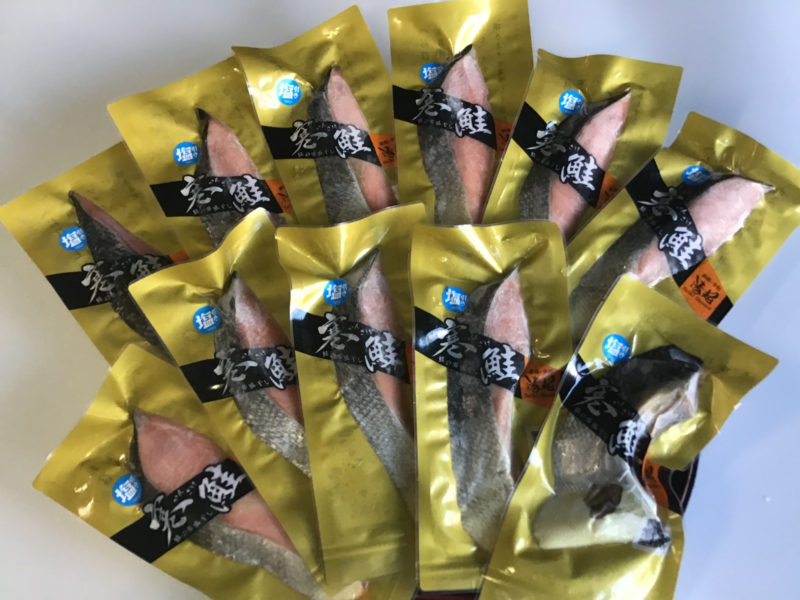 下越の塩引き鮭 水彩画 F10サイズ 紅鮭 蔵造り塩引鮭切身（2切）BBP18