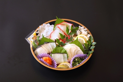 ④鯨6種盛セット　単品 （3～4人前）