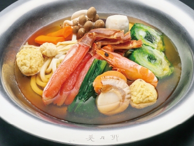 〈大阪 美々卯〉ずわい蟹添え 冷凍うどんすき