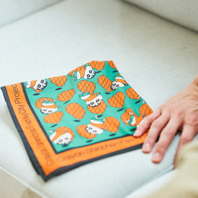 デコポン × しんちゃん スカーフ｜送料無料｜CRAYON SHINCHAN JAPAN CRAFTS