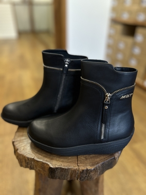 ZITA BOOT　W　BLACK/BLACK