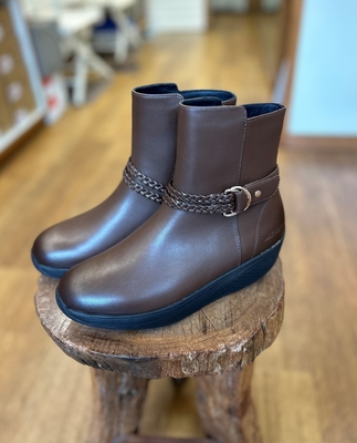 UKI BOOT W DARK BROWN