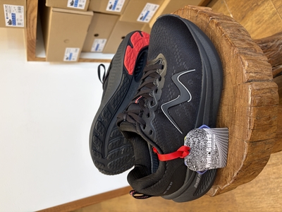 防水透湿素材　MBT-1050 WP M BLACK/BLACK