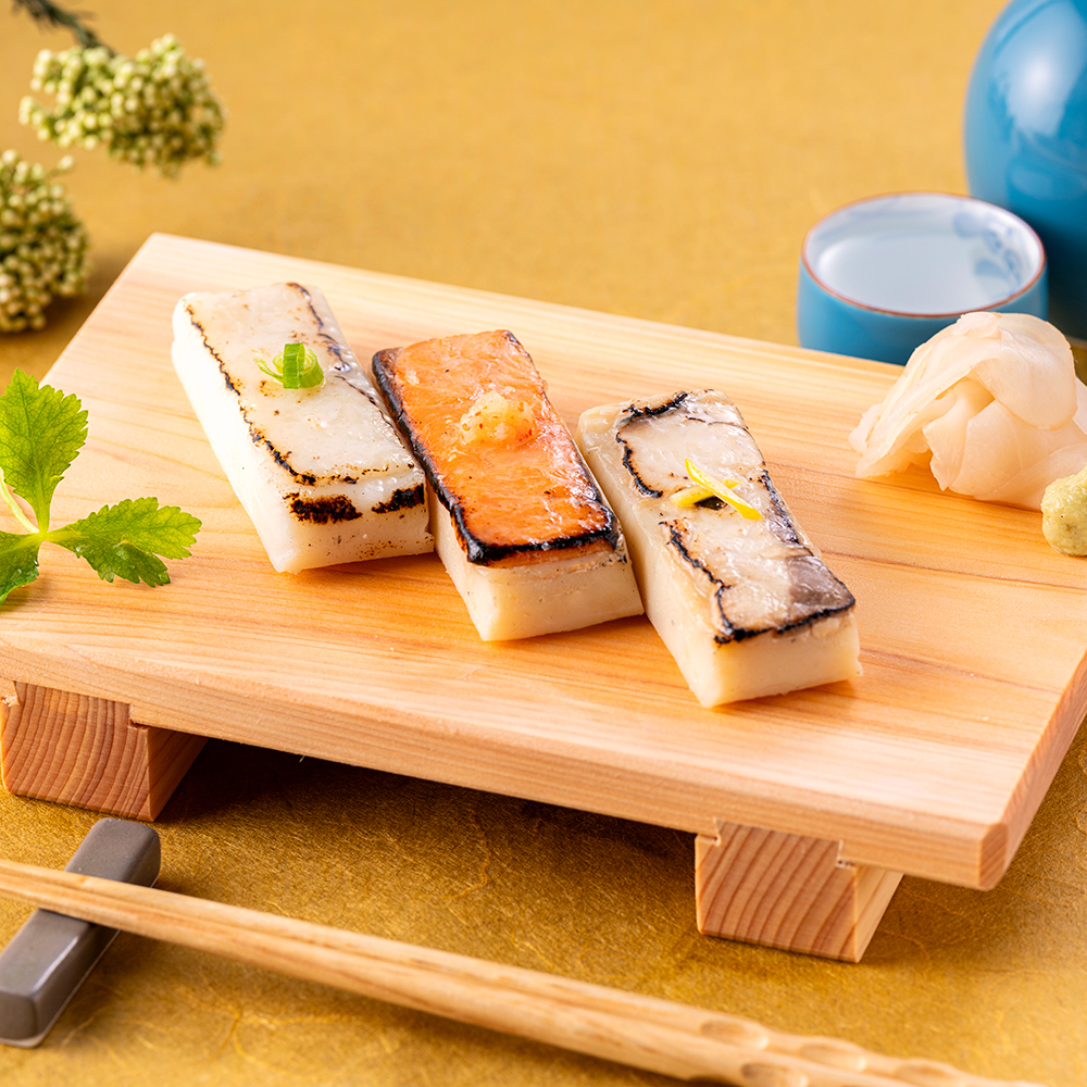 蒲鉾寿司3種皿盛2　1000×1000