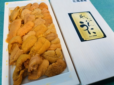 市場直送！【北海道産･特選】極上生板ウニ