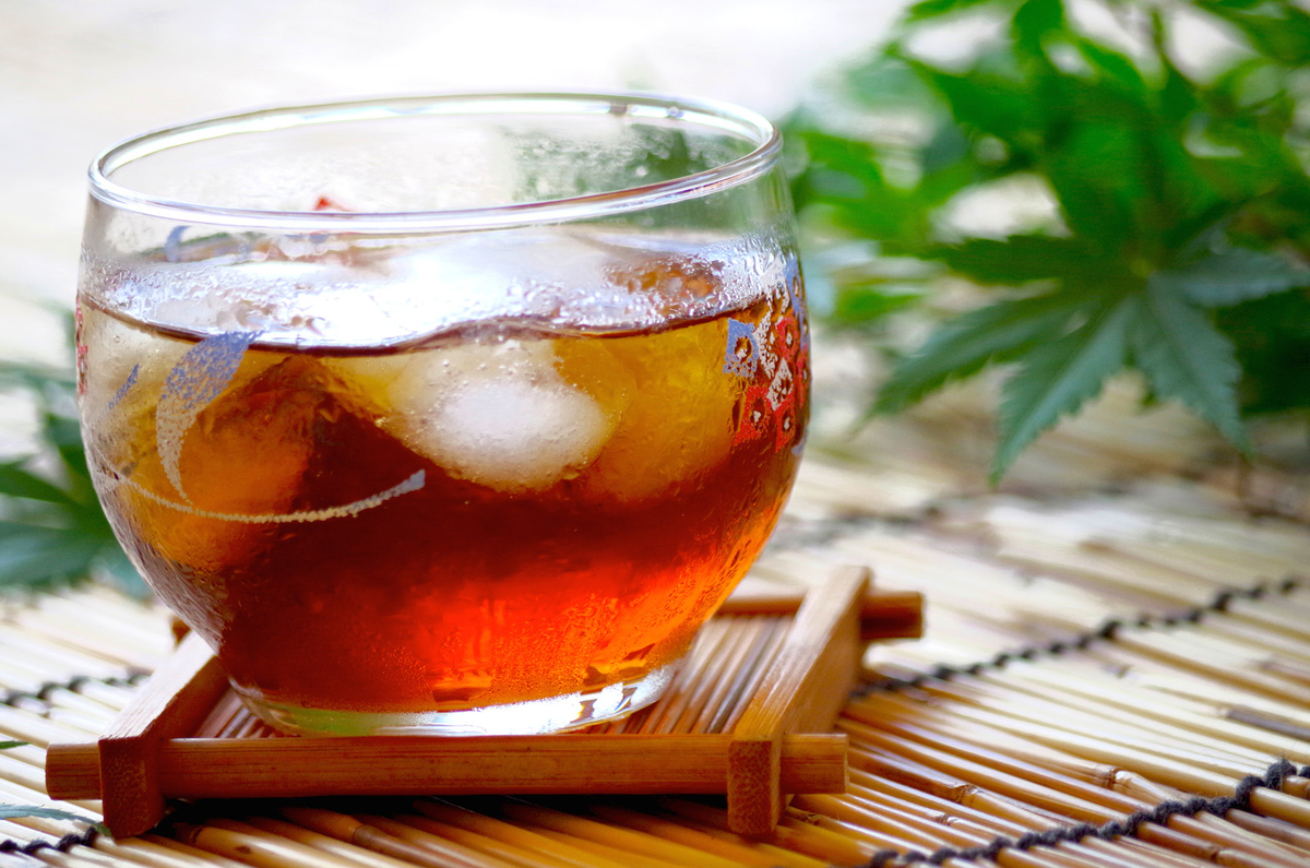 むぎ茶様 伊藤園 健康ミネラルむぎ茶 ( 2L*6本入*2コセット )/ 麦茶
