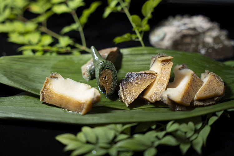 あわびを贅沢に楽しめる 大満足なセット | 丸魚濱食 あわびを贅沢に楽しめる 大満足なセット | 丸魚濱食