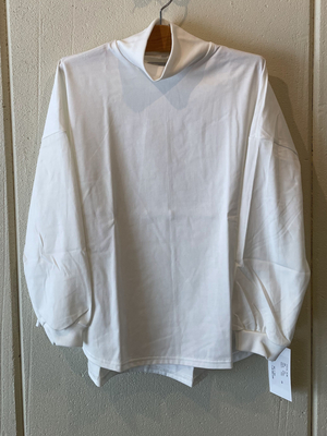 sasanqua by trees ラウンドタートルカットソー white CS-018