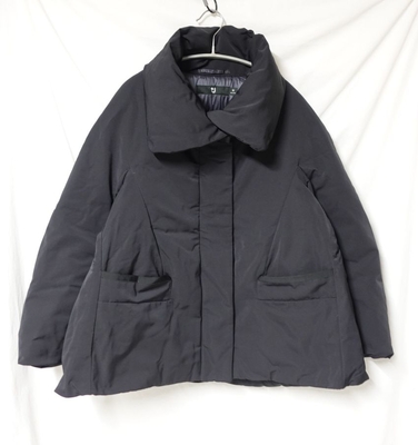 UNIQLO［ユニクロ］ハイブリッドダウンジャケット +J