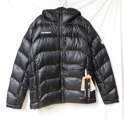 MAMMUT［マムート］ダウンコート