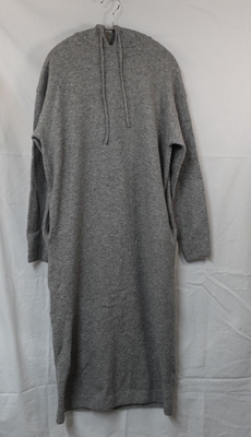 BIRTHDAY BASH [ バースディバッシュ］グレーフード付きニットロングワンピース