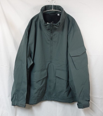 GU[ ジーユー］フード付きジャンパー