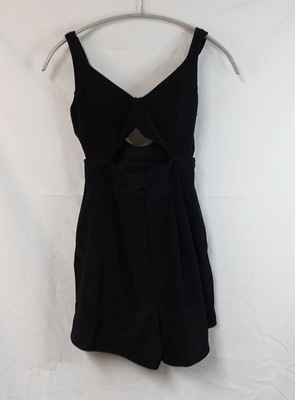 UN3D［アンスリード］ハーフカットオールインワン水着