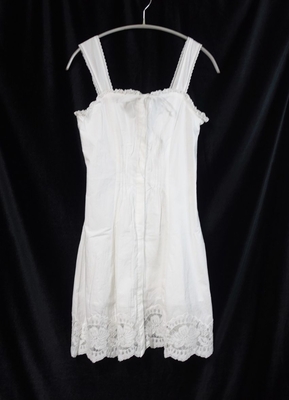 SNIDEL［スナイデル］レーストリムコットンミニワンピース