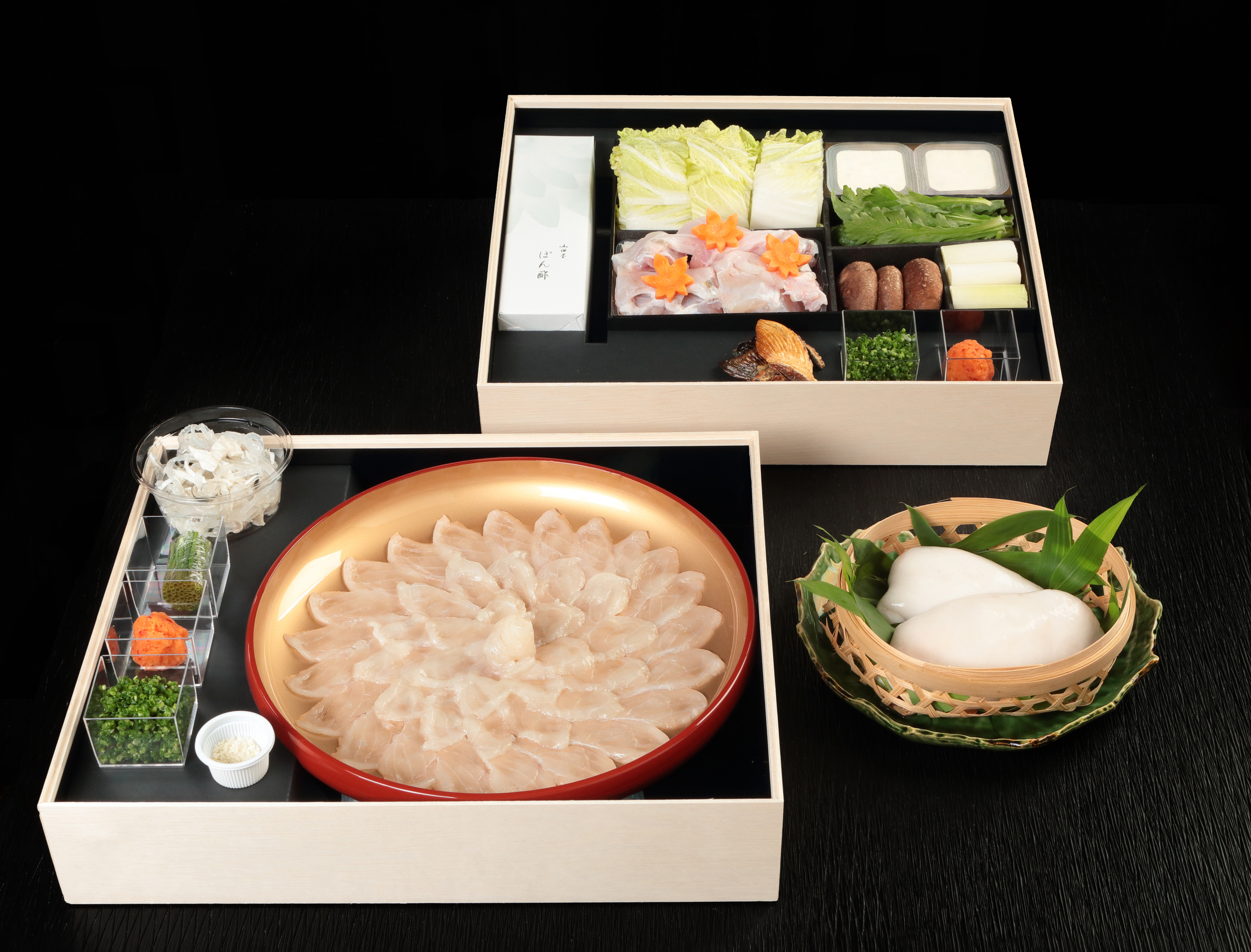 「宴会用ふぐ刺身4人前ｘ2皿、ふぐ唐揚付き超冷」 宴会用ふぐ刺身4人前ｘ2皿、ふぐ唐揚付き超冷」