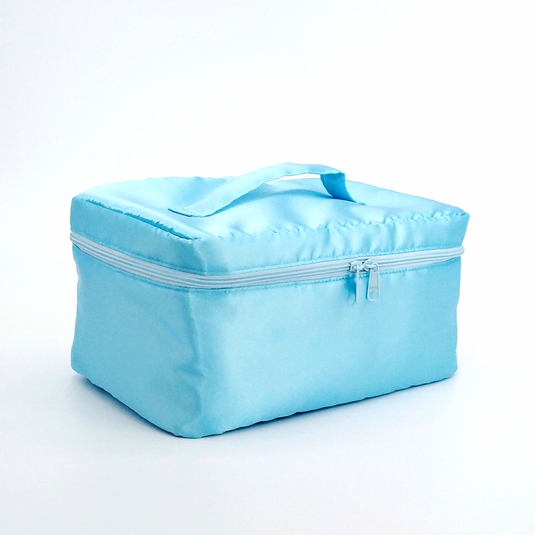 先輩ママ考案の便利なバニティポーチ おでかけが楽しくなるランチ用