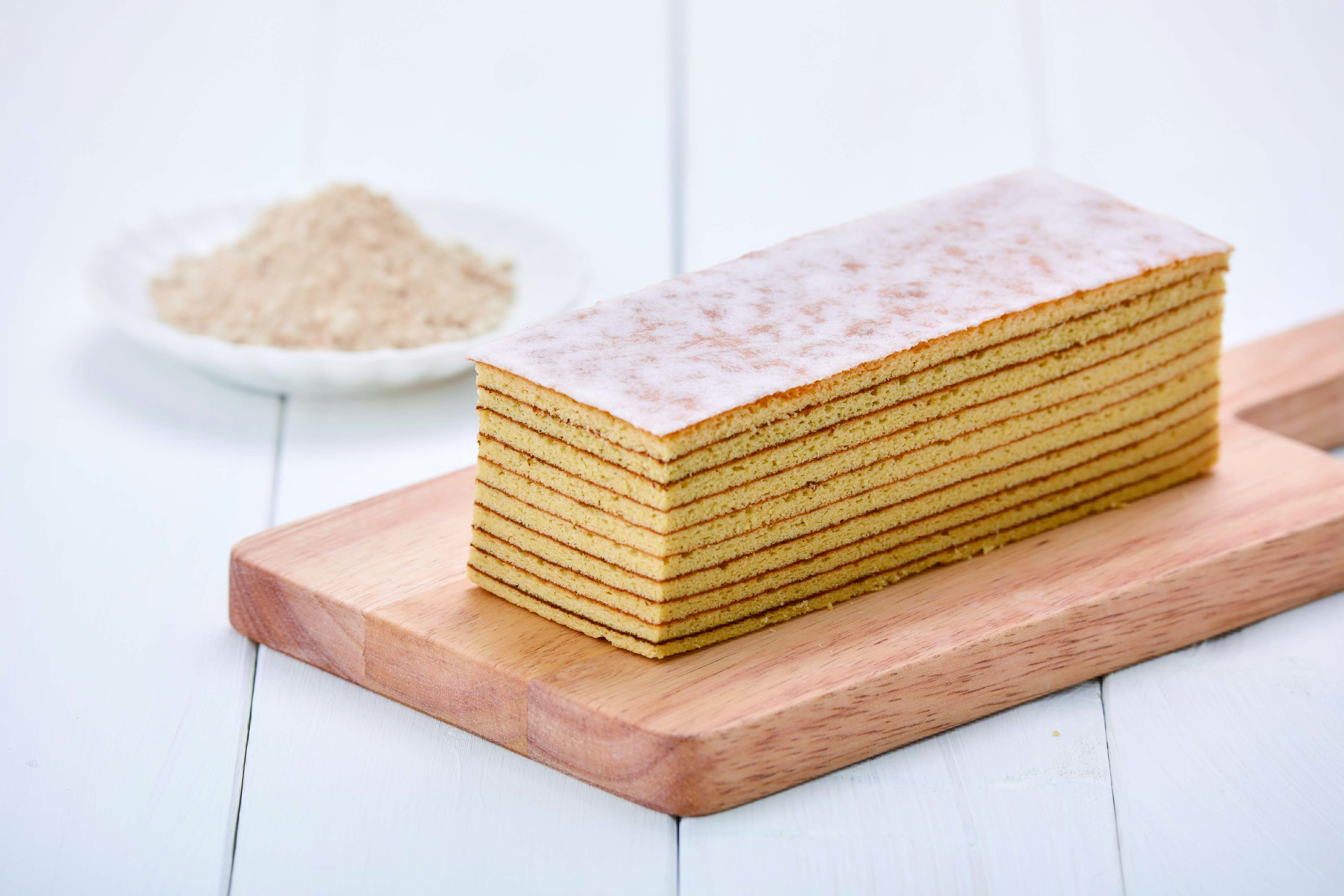 福ホワイト（尚和三盆のやさしいバウム）ホール／小 | 自家製生麺大家そば