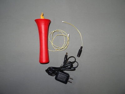 LED和蝋燭　コンセント式　寸法：4寸（類似和蠟燭寸法：15匁～30匁）
