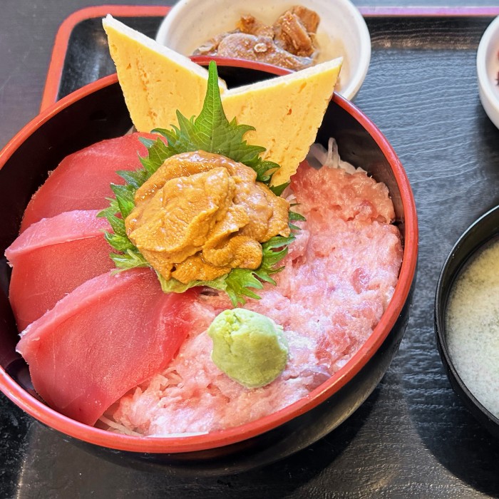 ウニまぐろ丼セット | 魚音のまぐろ