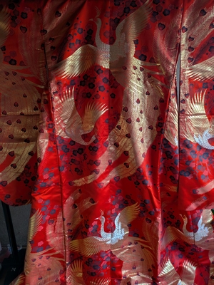 中古花嫁用打掛 金孔雀の舞 (wedding hanayome uchikake)