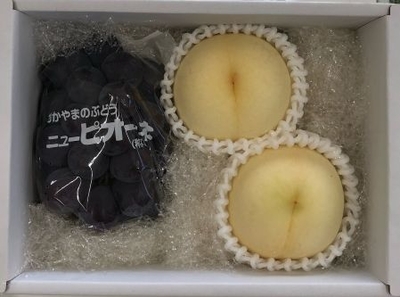 641ピオーネ・白桃詰め合せ1㎏