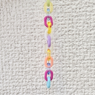 あるば　アクリルチェーン　カラフル