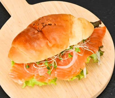 サーモンページ② 二海サーモンスモーク (50g) | 有限会社ミノリ商事