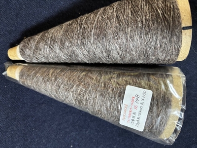 アルパカ50％ウール50％１５番双糸AS148の２０ｇ巻き