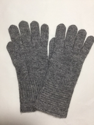 手首ガーター編み5本指手袋 グレー | カシミヤ糸とニット専門店