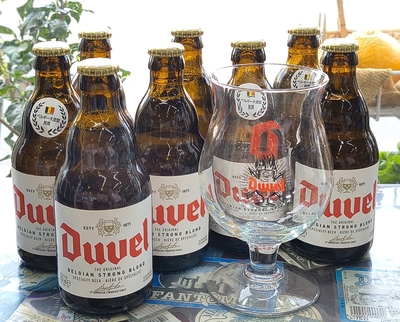 ﾃﾞｭﾍﾞﾙ 330ml8本ｸﾞﾗｽ付 