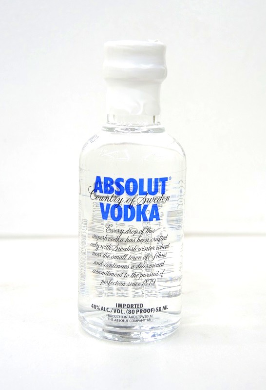 【ミニチュアボトル】ABSOLUT VODKA 調味料ケース（塩＆コショウ） ミニチュアボトル】ABSOLUT VODKA 調味料ケース（塩＆コショウ）