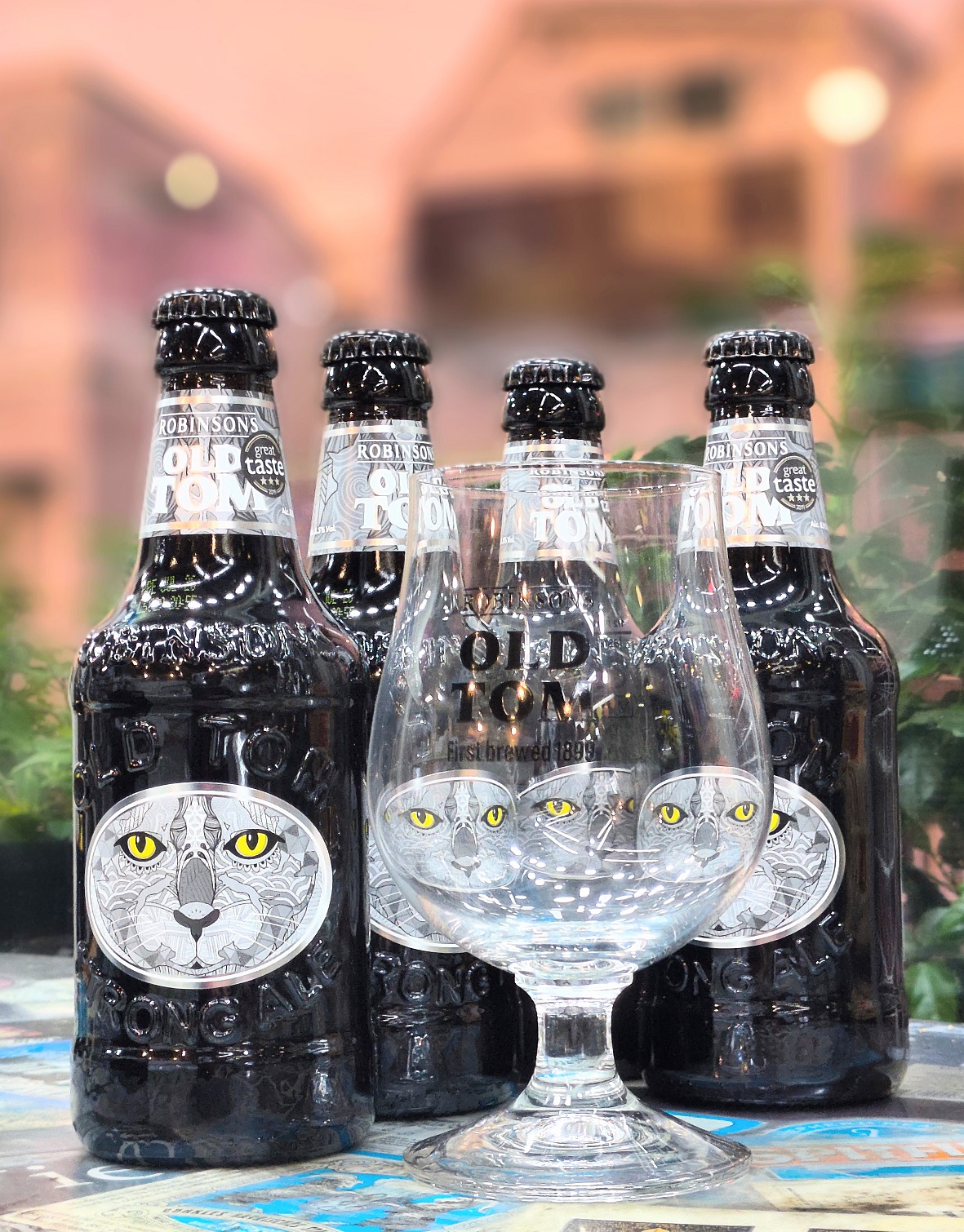 ｵｰﾙﾄﾞﾄﾑ 4本 ﾛｺﾞｸﾞﾗｽ付き | すがや魅惑の麦酒