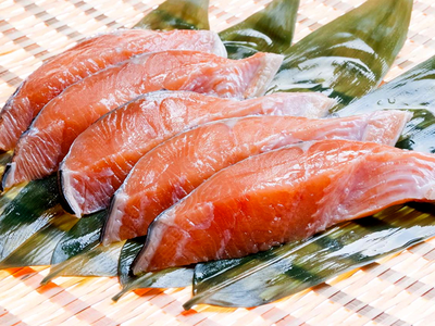 新もの入荷中　真空パック　新ものトキシラズ5切れ 時さけ 時鮭 　柿田商店