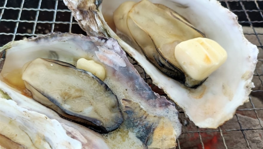 牡蠣の酒蒸しバター