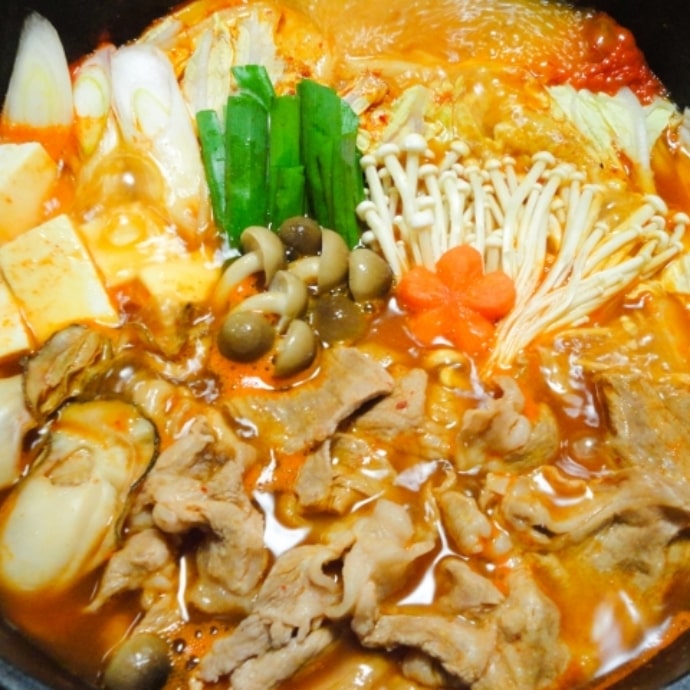 牡蠣のキムチ鍋