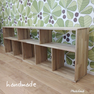 おもちゃ棚　北欧　モンテッソーリ 角棚　ロータイプ　アカシア